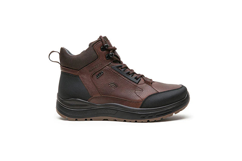 Extra wide hiking boots mens discount