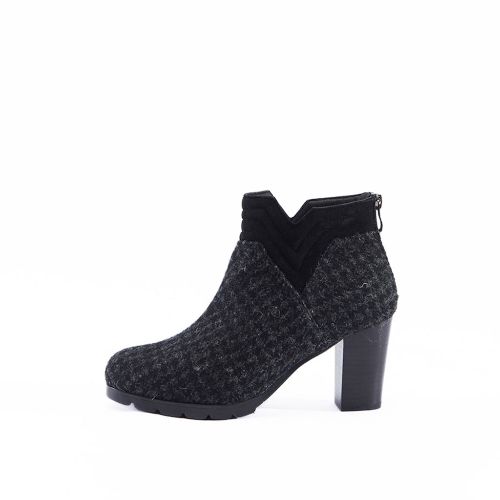 ISLANDER(Snowpaw) 5812/BLADTL The LENNOX Black Harris Tweed